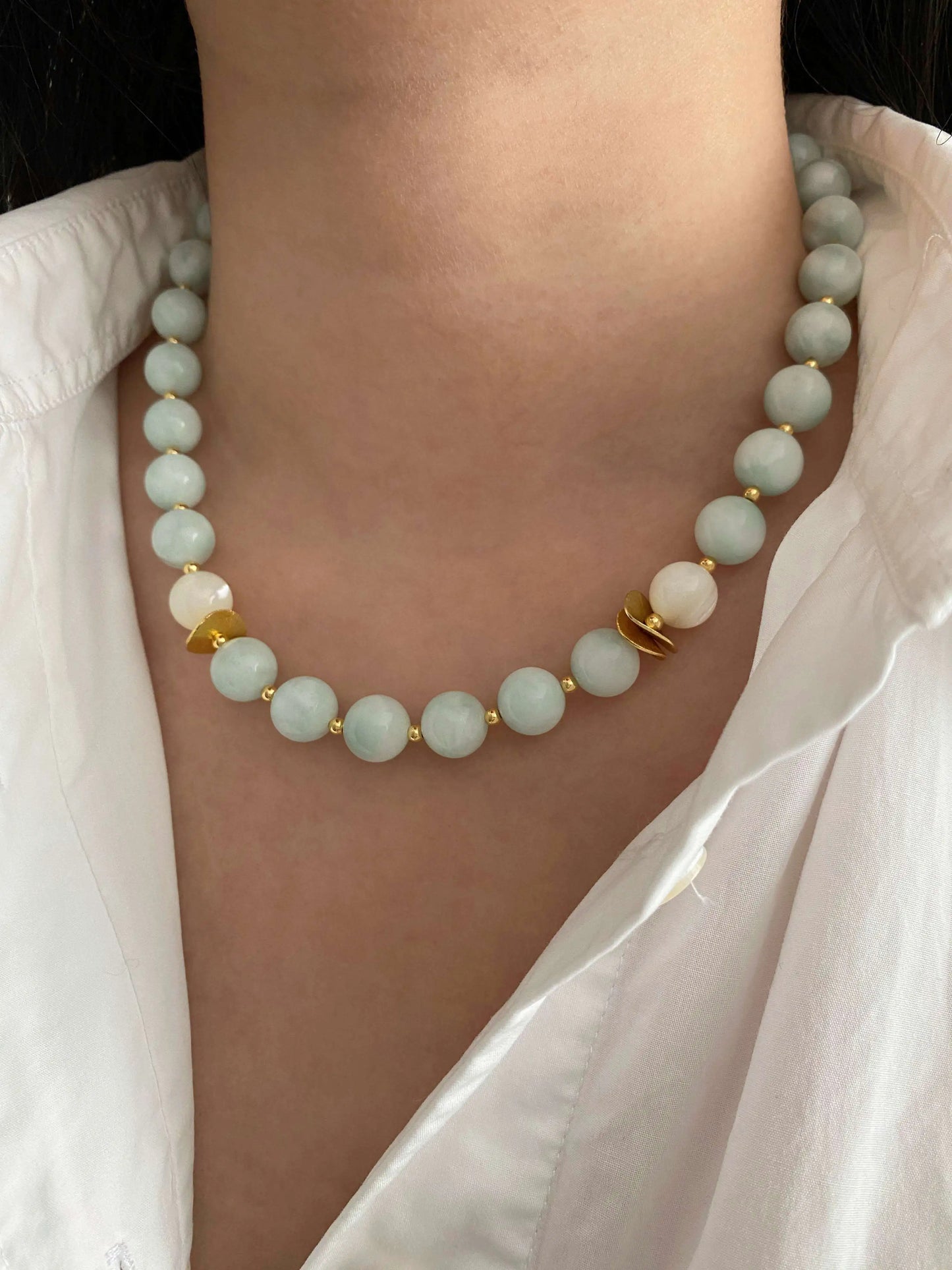 Aquamarine & Shell Necklace – A Week on the River | HOTSHELLOW Stone Bookstore