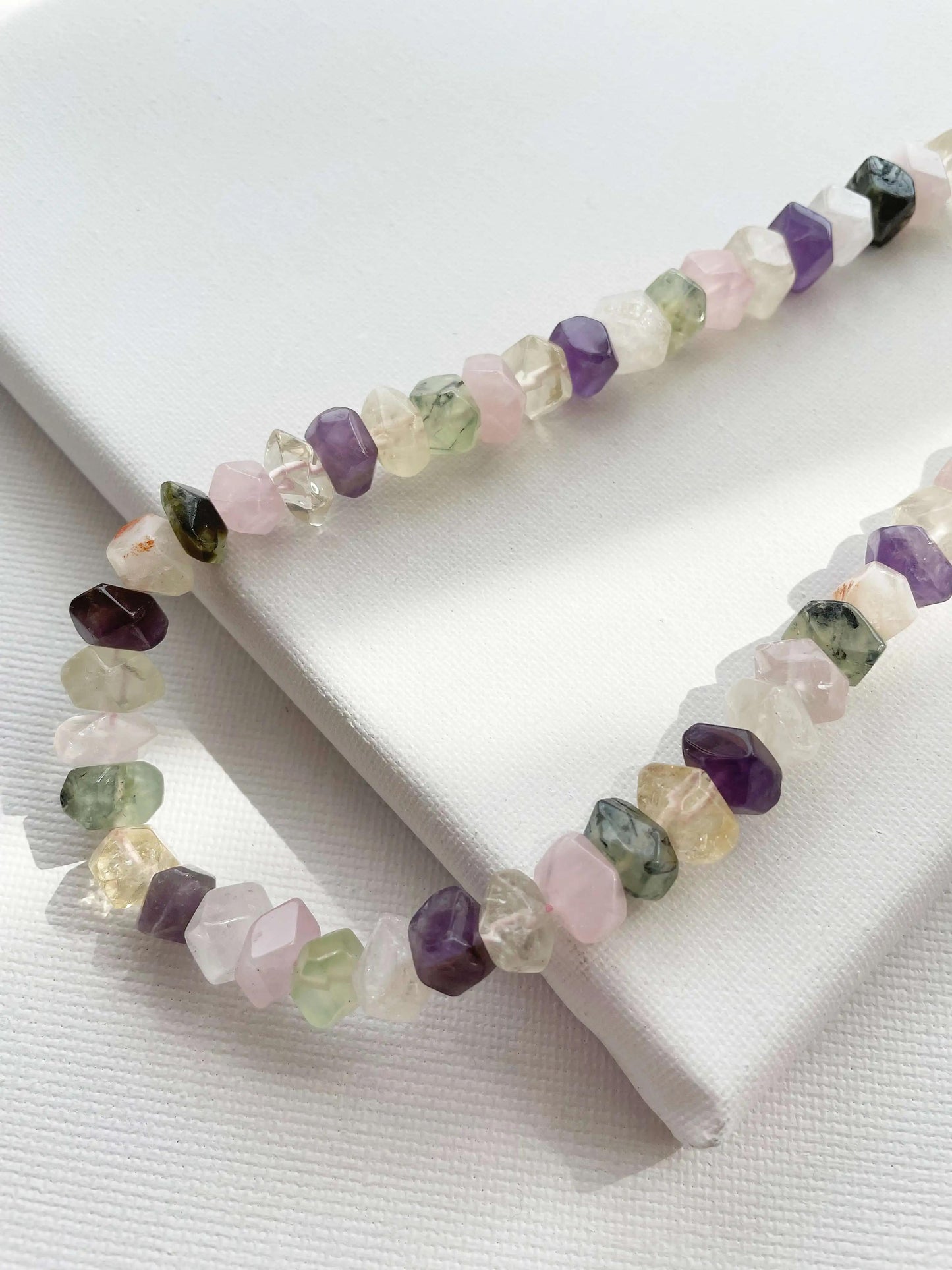 Rainbow Energy Gemstone Necklace – A Summer Spectrum | HOTSHELLOW Stone Bookstore