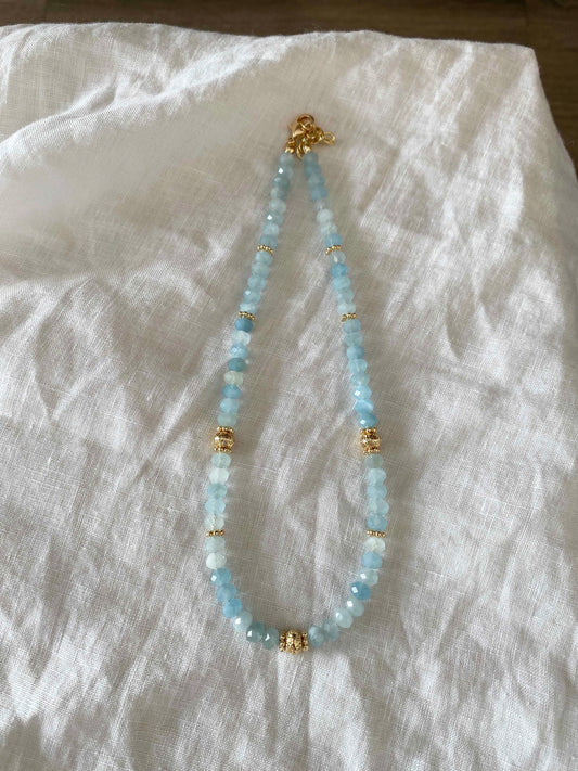 Aquamarine Necklace – Summer Vintage Blue Edition | HOTSHELLOW Stone Bookstore