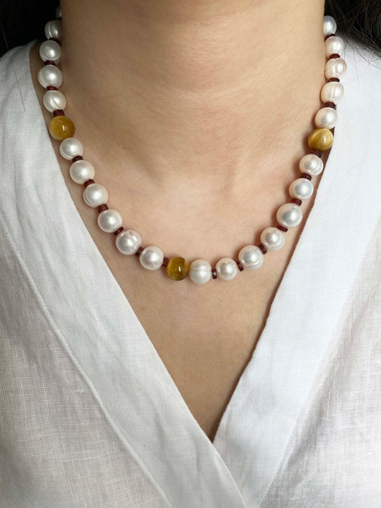 Tiger Eye & Garnet & Baroque Pearl Necklace – The Extraordinary Way | HOTSHELLOW Stone Bookstore